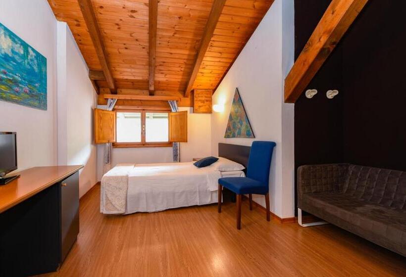 Quarto Estandar Individual, New Genziana