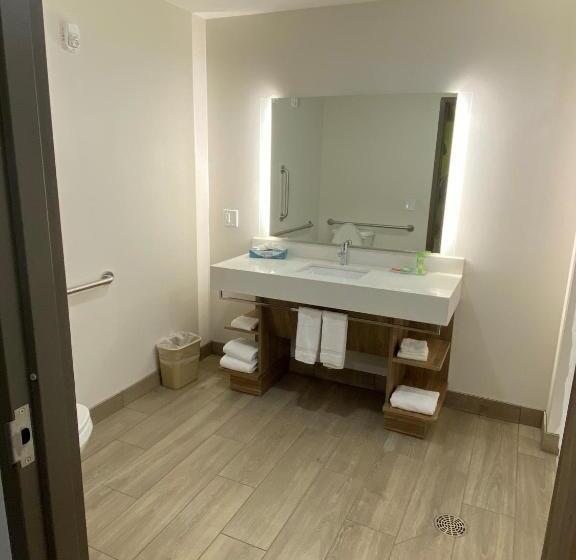 Standard-huone, Wyndham Garden Orlando Airport   Free Airport Shuttle