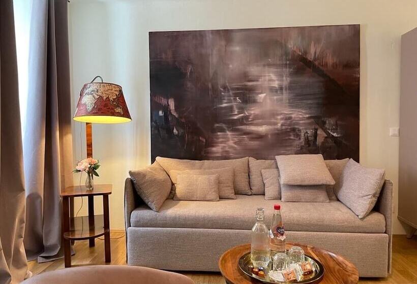 Полулюкс, De Merin Boutique Hotel Straden