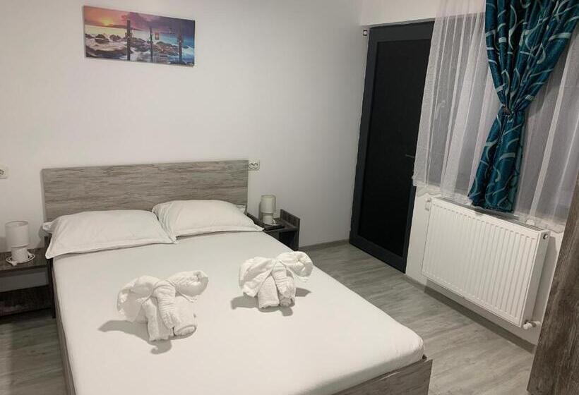 Quarto Estandar, Casa David