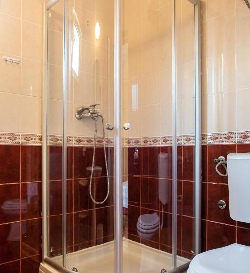 اتاق استاندارد با چشم‌انداز دریا, Apartments & Rooms Jelka