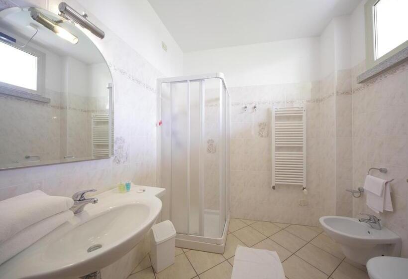 Апартаменты 2 Спальни, Residence Zust