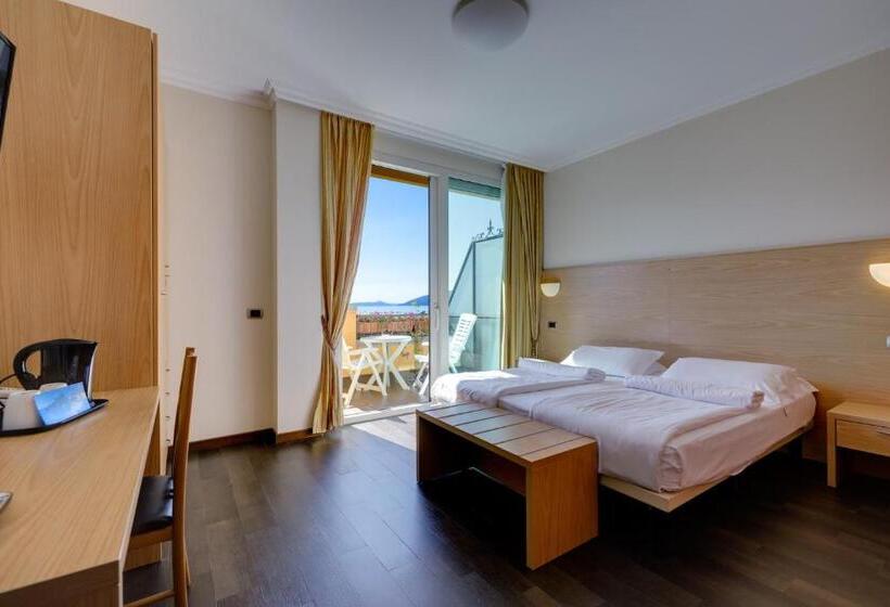 Номер Стандарт Вид на Озеро, Residence Zust