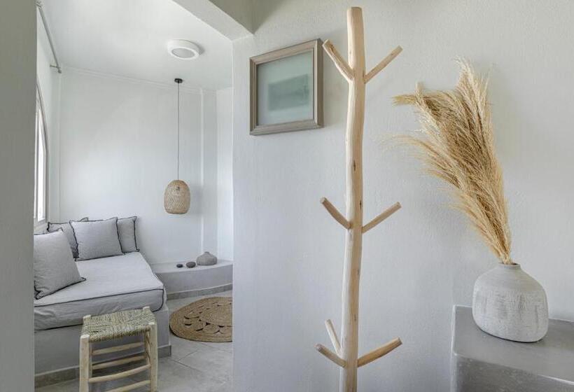 带按摩浴盆的套房, Grand View   Megalochori Santorini