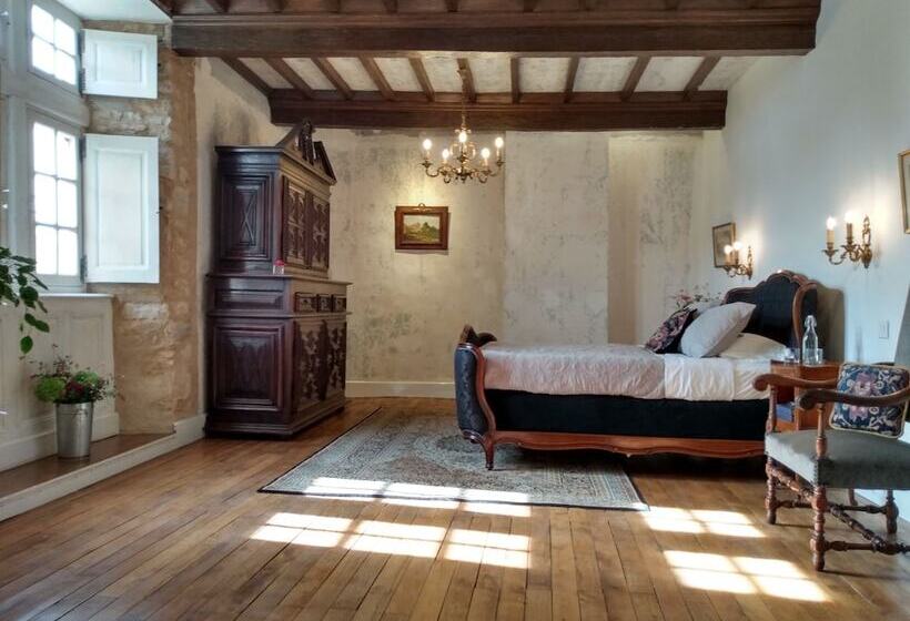 디럭스 스위트, Chateau De Balsac