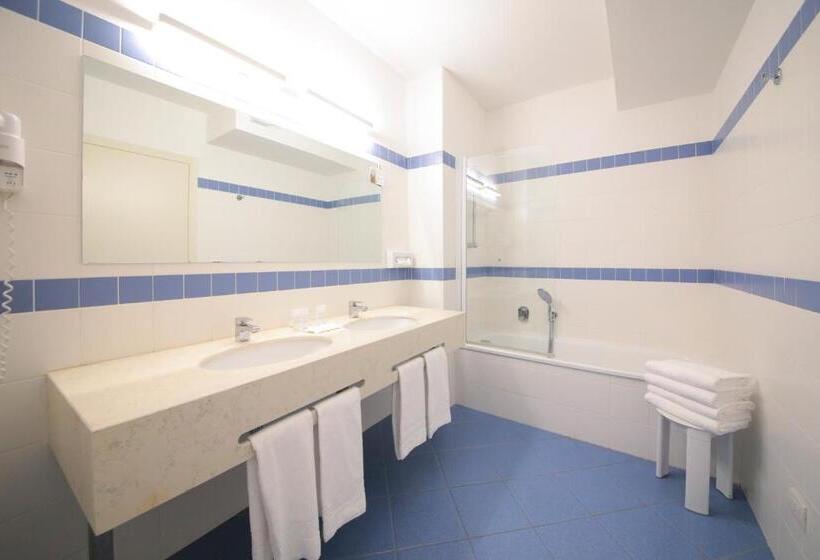 Семейный Номер, Best Western Hotel Cristallo Mantova