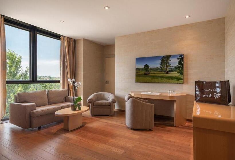 小型套房, Il Boscareto Resort & Spa