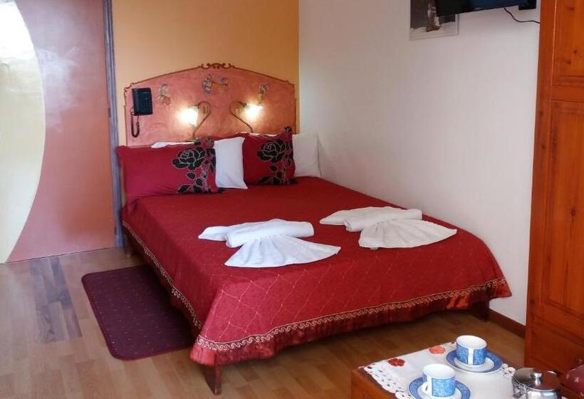 Студио Economy, Sun City