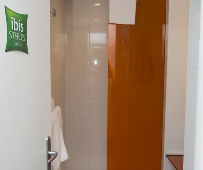 Семейный Номер, Ibis Styles Annemasse Geneve