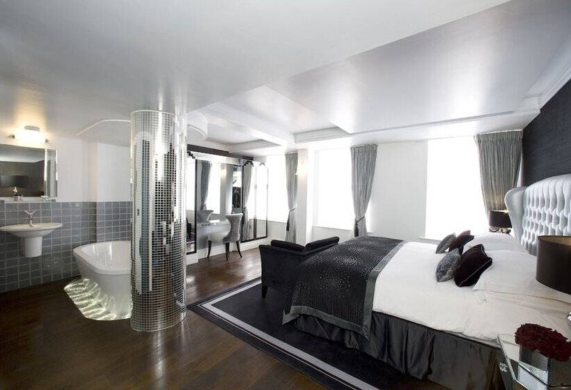 Полулюкс, Karma Sanctum Soho