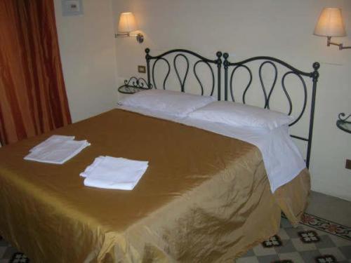 Номер Стандарт Трехместный, Marta Guest House
