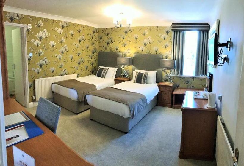 Номер Стандарт, De Rougemont Manor Hotel & Suites