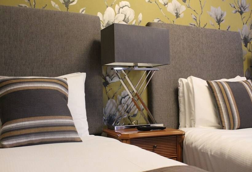 Номер Стандарт, De Rougemont Manor Hotel & Suites