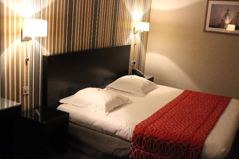 Классический Номер, Grand Hôtel D Orléans