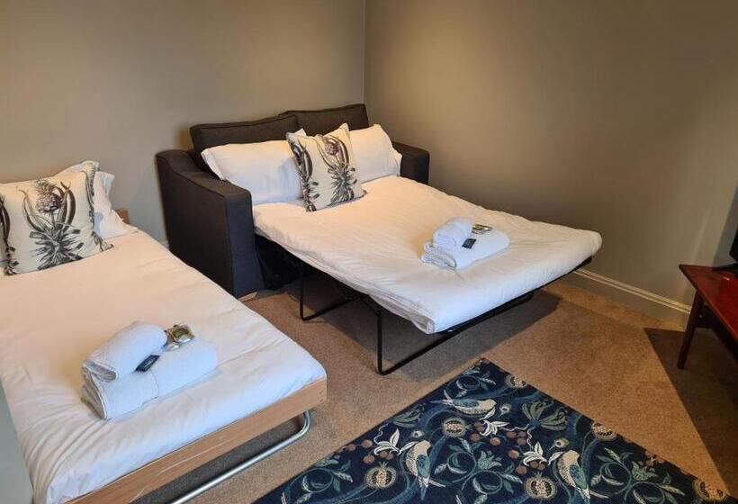 Family Suite, Priory Inn
