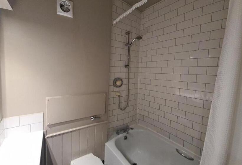 Номер Стандарт, Priory Inn