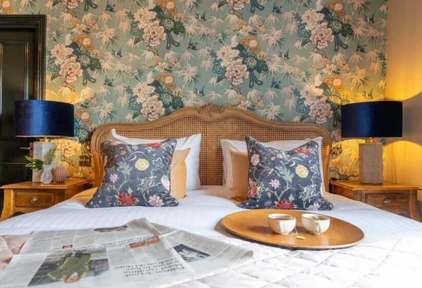 Номер Deluxe, The Crown Inn