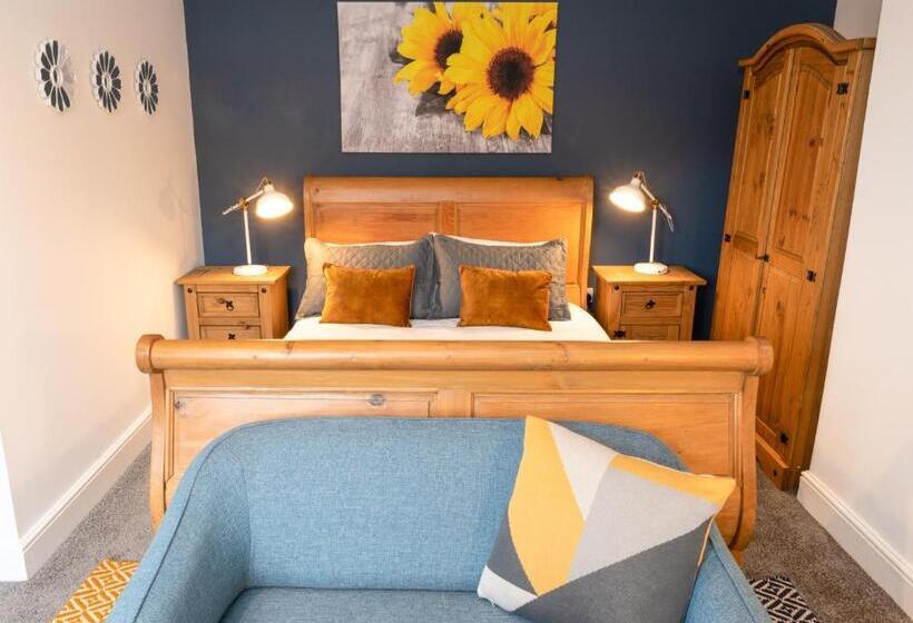 חדר דחוקס עם מיטת קינג, Bricksage Rooms, King S Lynn South Gate