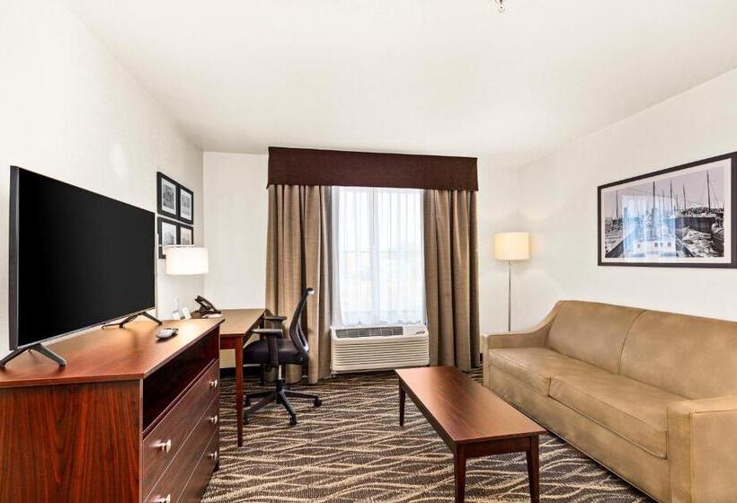 Люкс, Cobblestone Hotel & Suites   Superior Duluth