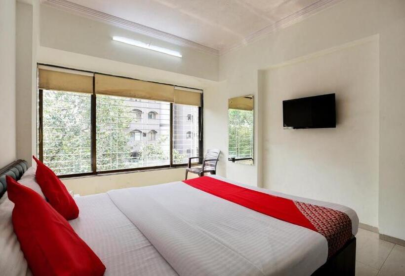 غرفة كلاسيكية ثلاثية, O Lal Sai Residency