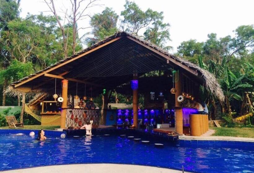 Номер Стандарт с Террасой, Sundaras Resort & Spa Dambulla