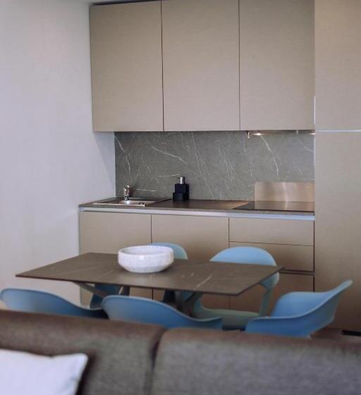 Люкс с Балконом, Ah Porticcioli Boutique Apartments