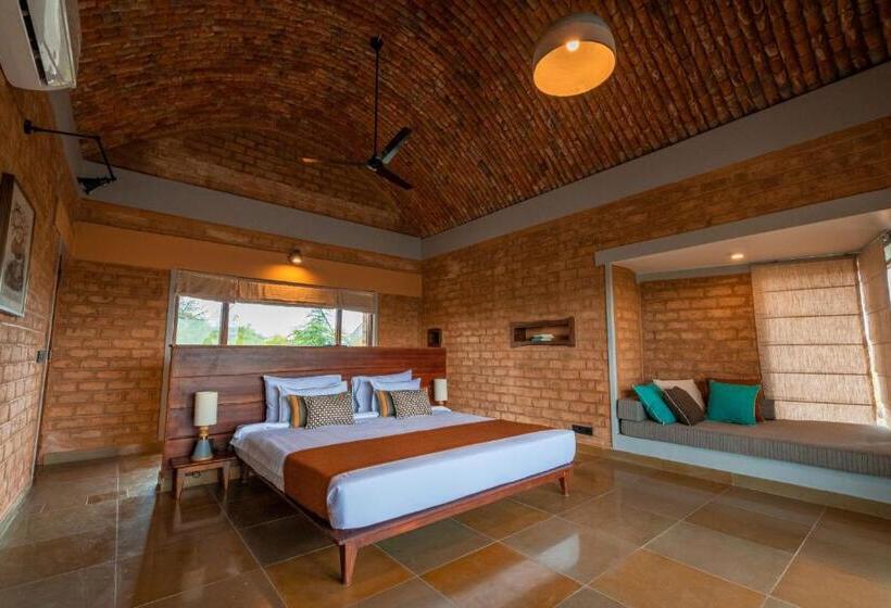 اتاق لوکس, Wagoba Eco Lodge , Tadoba