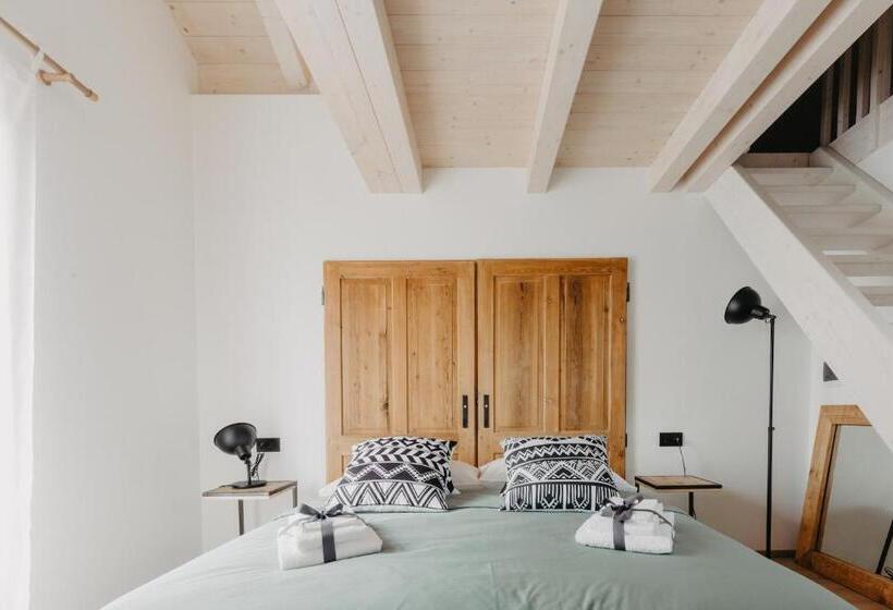 デラックスの４人部屋, La Tana Del Lupo B&b, Family And Outdoor Sports