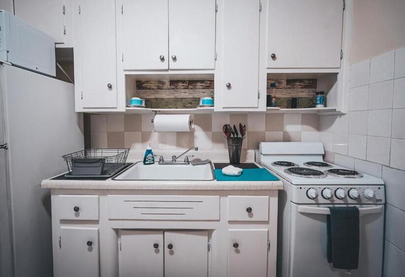 Quarto Economy, Hollywood Light Haven Lodge