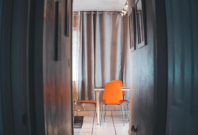 Apartamento 2 Dormitórios, Hollywood Light Haven Lodge