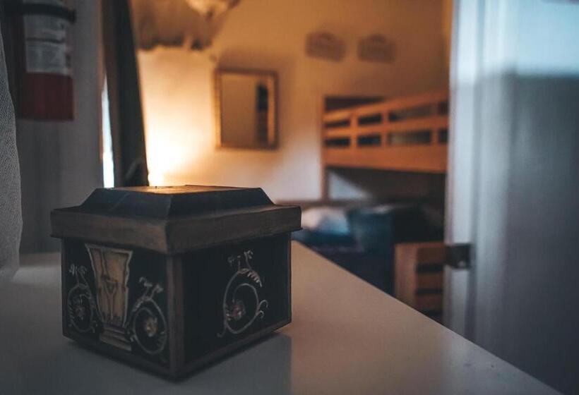 ２ベッドルームアパートメント, Hollywood Light Haven Lodge