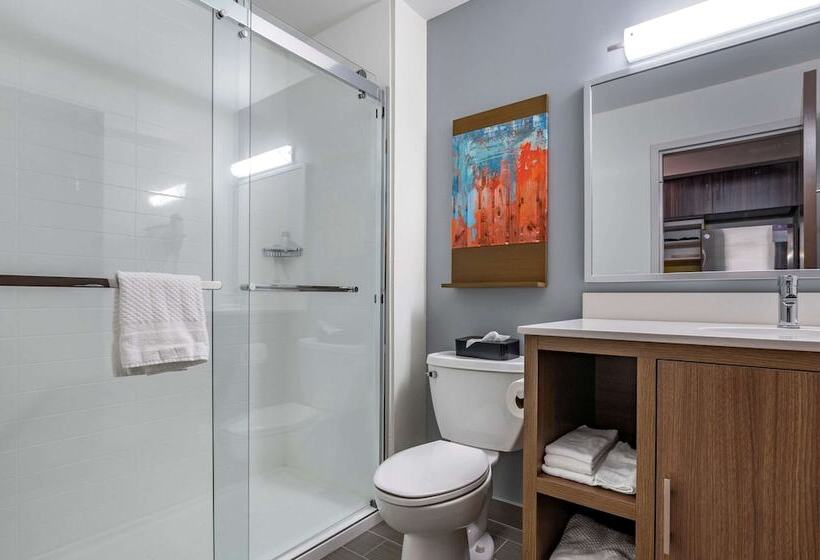 Suite, Mainstay Suites
