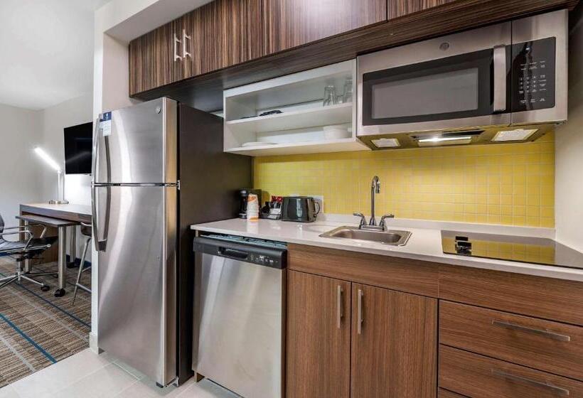 套房, Mainstay Suites