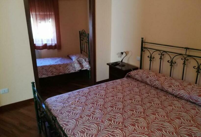 Quarto Triplo Estandar, Agriturismo Tre Elle
