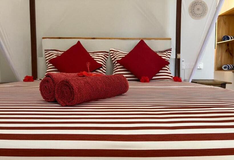스탠다드 룸 바다 전망, Chikachika Beach B&b