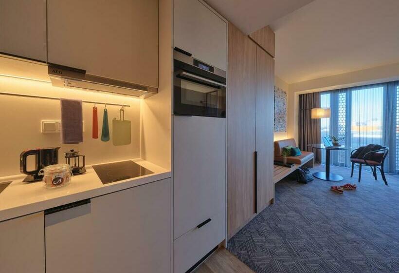 Студия Стандарт, Adina Apartment Hotel Munich