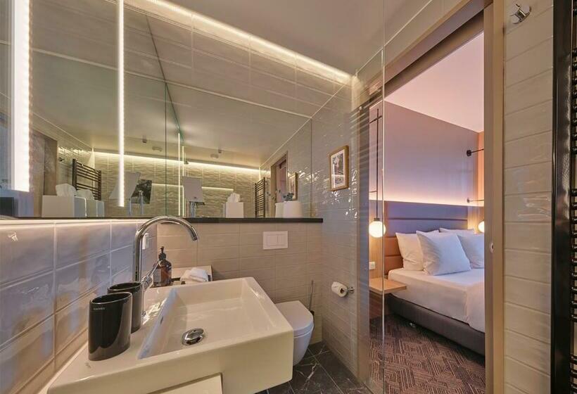 Студия Стандарт, Adina Apartment Hotel Munich