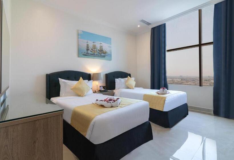 Президентский Люкс, The Gate Hotel And Apartments