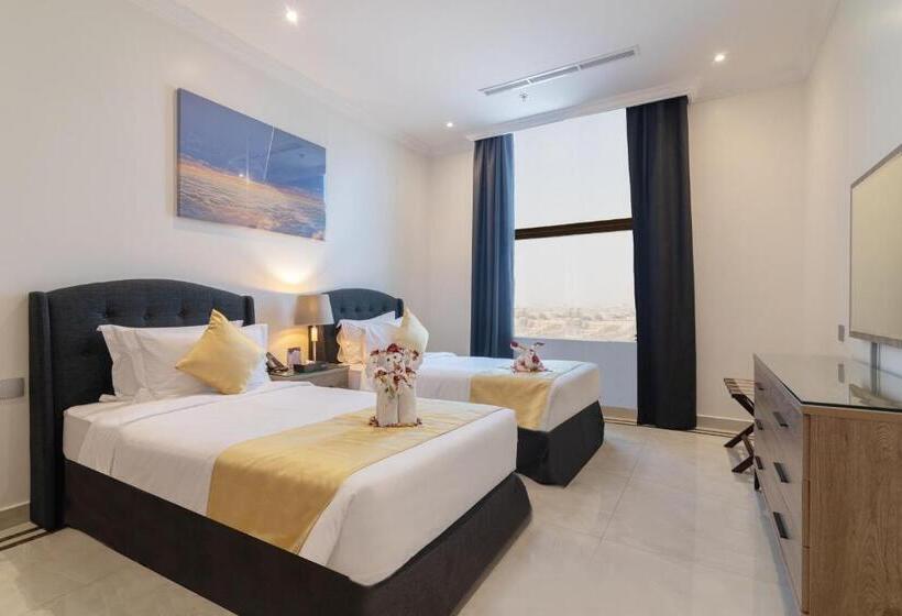 Люкс Повышенной Комфортности, The Gate Hotel And Apartments