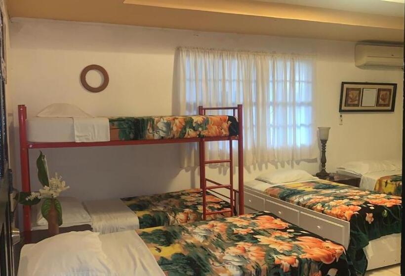 패밀리 룸, Hostal Familiar Villa Nome