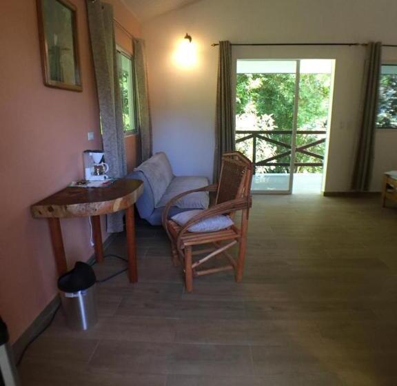 디럭스 룸, Magic Mountain Lodge
