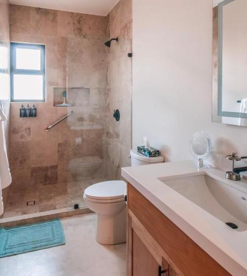 דירת חדר נוף לים, Cerritos Surf Residences