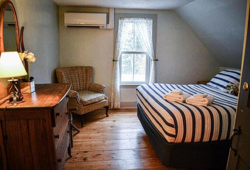 Family Suite, Brook Road Inn
