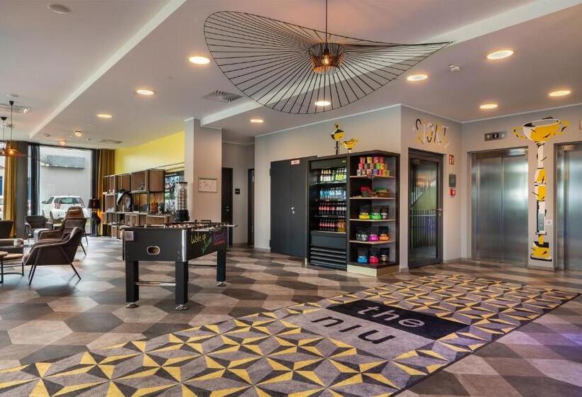 Апартаменты 1 Спальня, The Niu Fury   Apartments