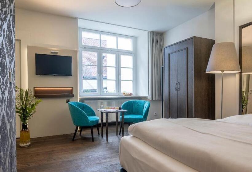 Полулюкс, Altstadthotel Der Patrizier