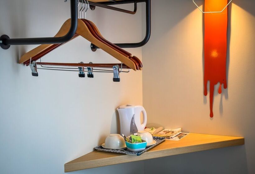标准间, Le Bord O Vieux Port