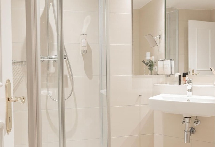 Comfort room with garden view, Seehotel Töpferhaus