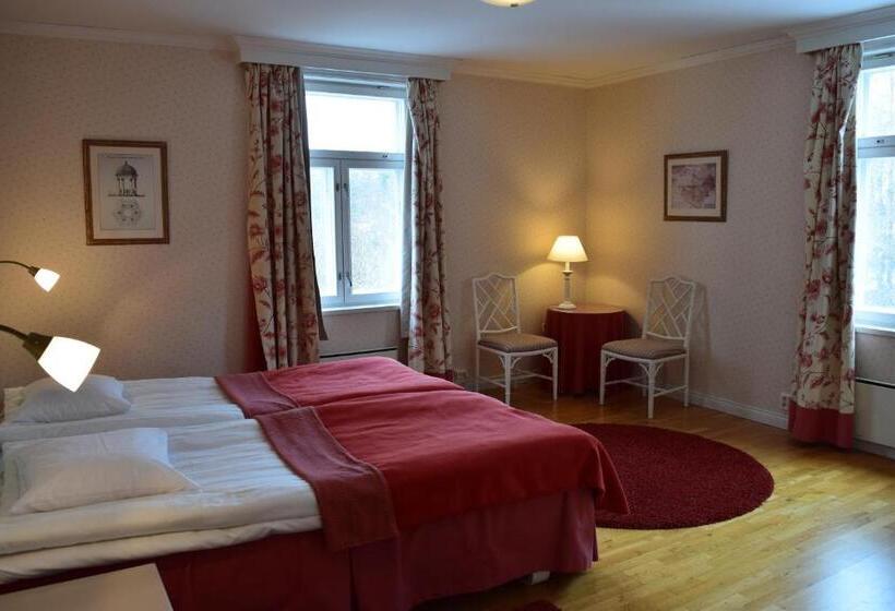 Номер Стандарт, Mustion Linna / Svartå Manor