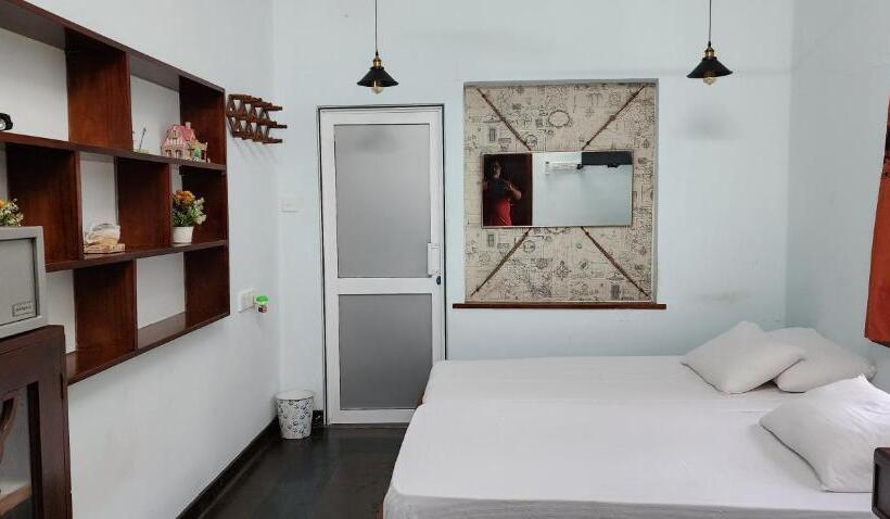 Номер Стандарт, Charakama Guest Bungalow   Gampaha