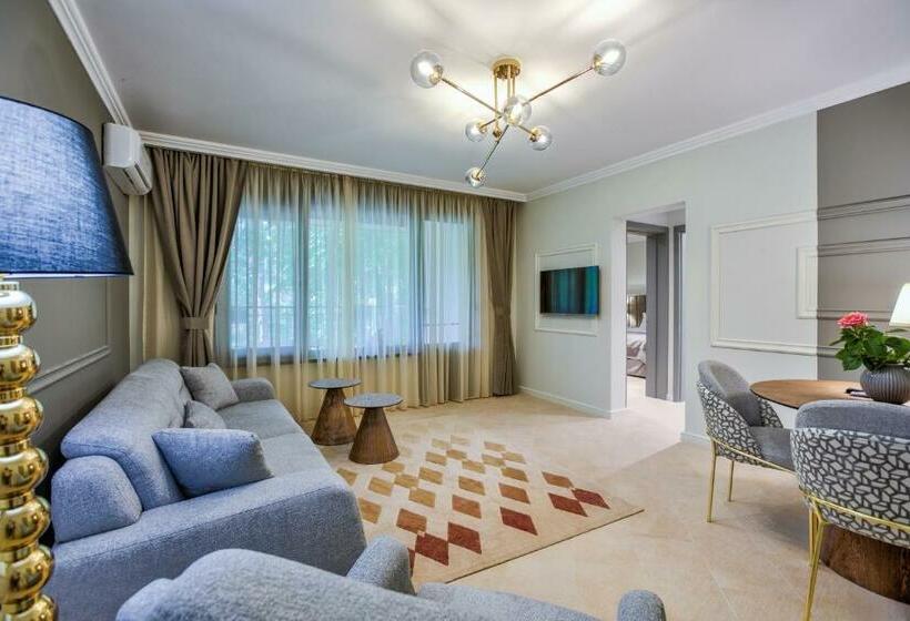 דירת חדר, Vila 6 Neptun Olimp